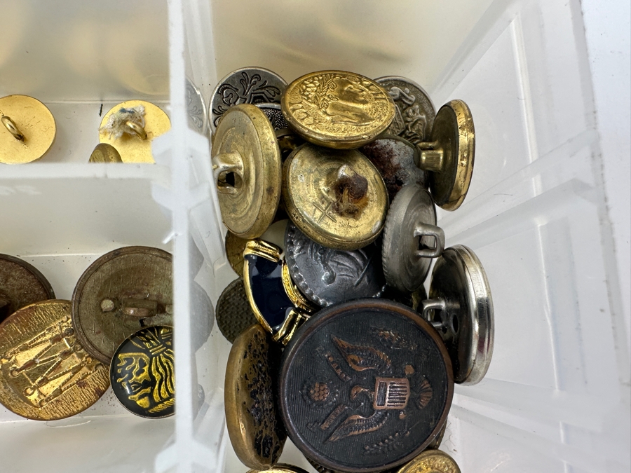 Just Added - Collection Of Various Buttons From The Police & Military [Photo 19]