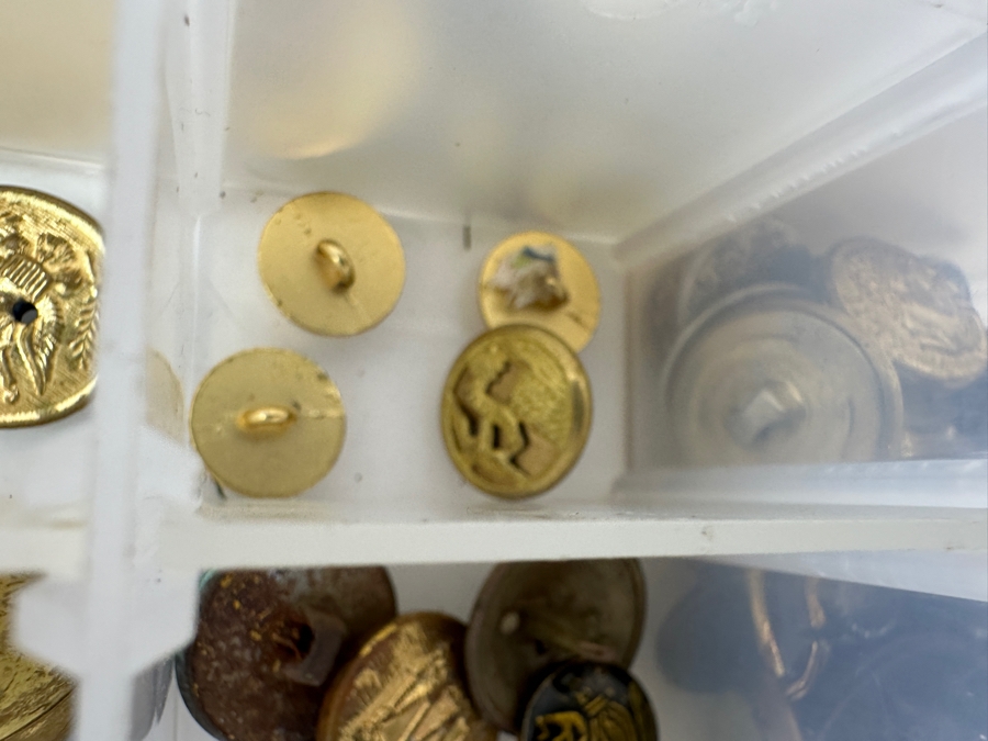 Just Added - Collection Of Various Buttons From The Police & Military [Photo 14]