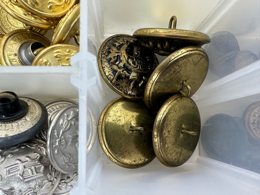 Just Added - Collection Of Various Buttons From The Police & Military [Photo 10]