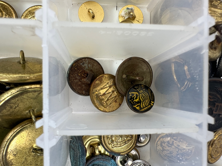 Just Added - Collection Of Various Buttons From The Police & Military [Photo 16]