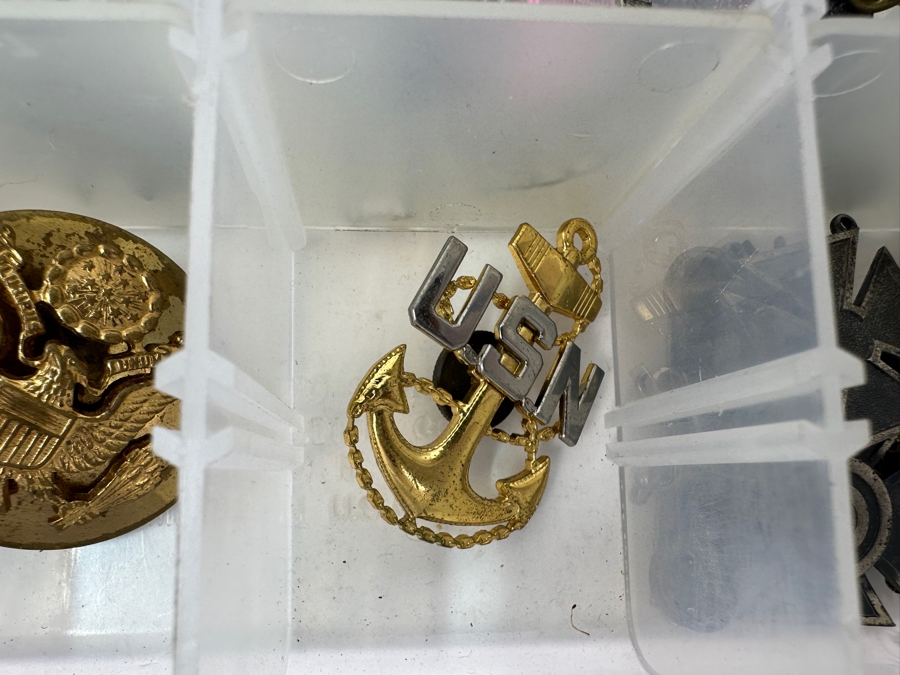 Just Added - Collection Of Various Military Pins & Tie Clips [Photo 11]