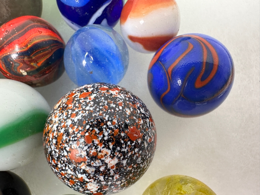Just Added - Vintage Collection Of Glass Marbles Including Shooters Taws Largest Marble Is 1.75'W [Photo 6]