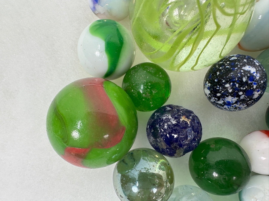 Just Added - Vintage Collection Of Glass Marbles Including Shooters Taws Largest Marble Is 1.75'W [Photo 13]