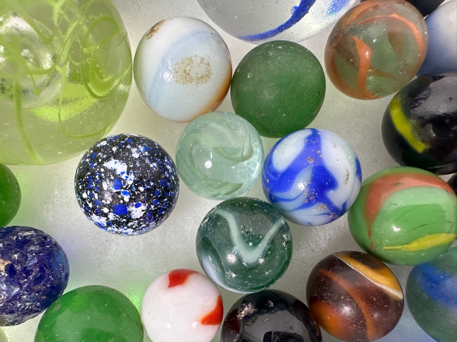 Just Added - Vintage Collection Of Glass Marbles Including Shooters Taws Largest Marble Is 1.75'W [Photo 16]