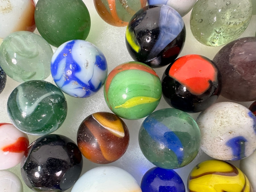 Just Added - Vintage Collection Of Glass Marbles Including Shooters Taws Largest Marble Is 1.75'W [Photo 17]