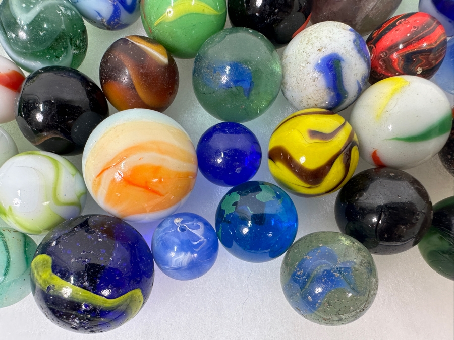 Just Added - Vintage Collection Of Glass Marbles Including Shooters Taws Largest Marble Is 1.75'W [Photo 10]