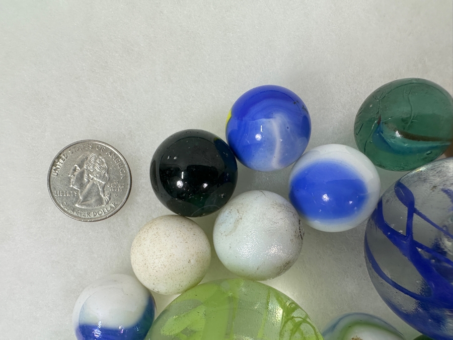 Just Added - Vintage Collection Of Glass Marbles Including Shooters Taws Largest Marble Is 1.75'W [Photo 22]