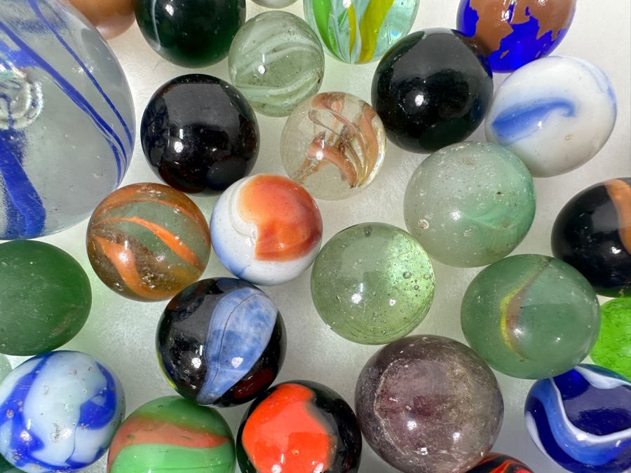 Just Added - Vintage Collection Of Glass Marbles Including Shooters Taws Largest Marble Is 1.75'W [Photo 19]
