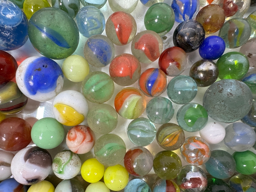 Just Added - Huge Vintage Collection Of Glass Marbles - See Photos 16.5 X 12.5 [Photo 14]