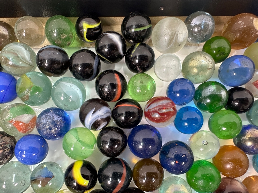 Just Added - Huge Vintage Collection Of Glass Marbles - See Photos 16.5 X 12.5 [Photo 24]