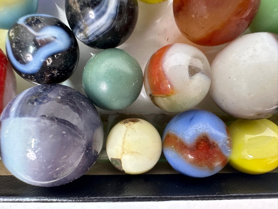 Just Added - Huge Vintage Collection Of Glass Marbles - See Photos 16.5 X 12.5 [Photo 4]