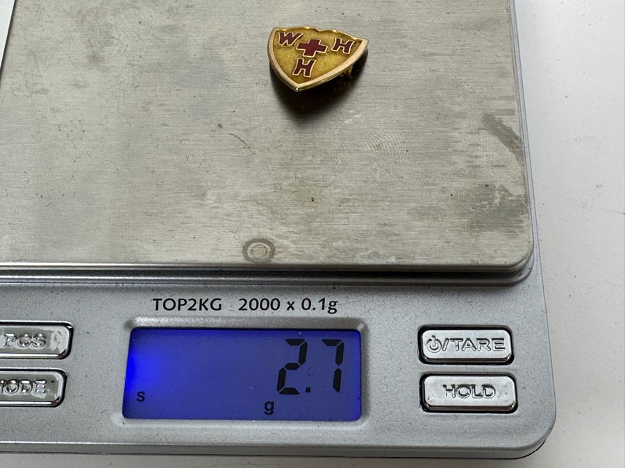 Just Added - 10K Gold Nurse's Pin from The Women's Hospital 2.7g [Photo 3]