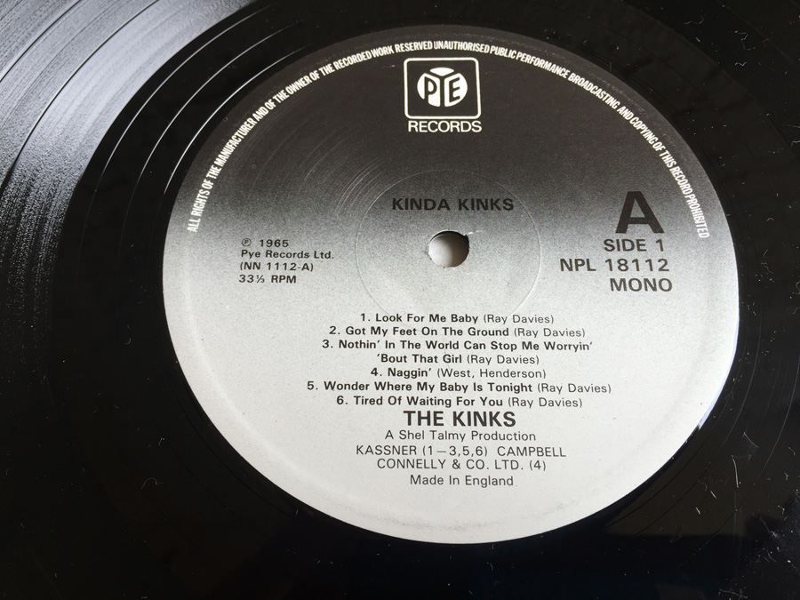 Kinks, The ‎- Kinda Kinks - Pye Records ‎- NPL 18112  [Photo 4]