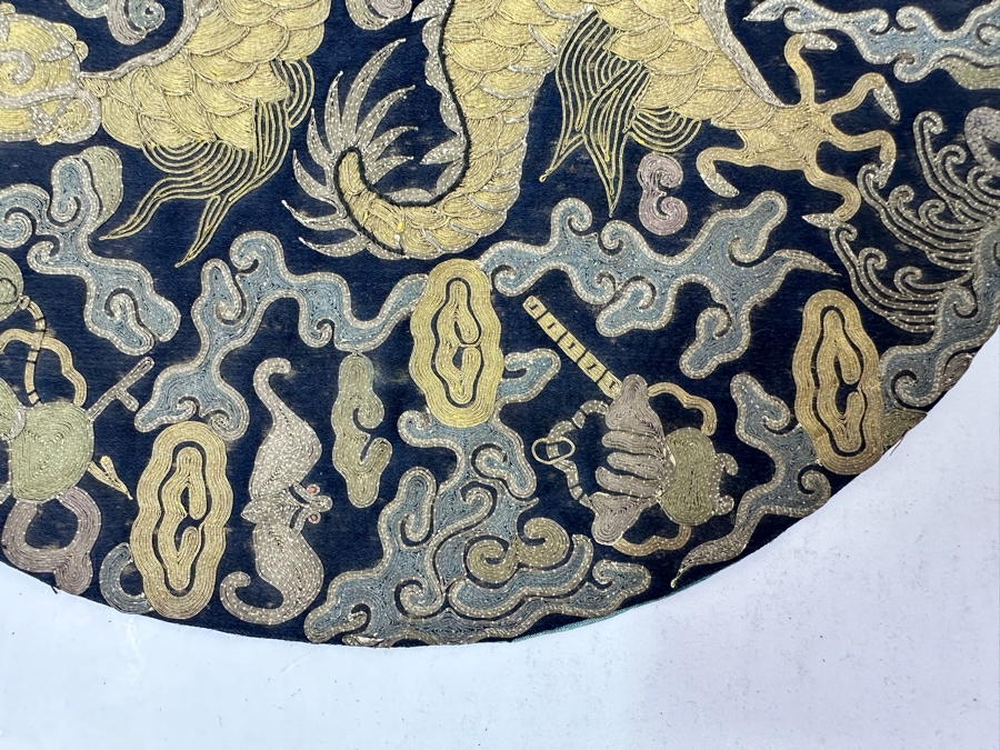 Just Added - Antique Chinese Embroidered Dragon Roundel 10.75'R [Photo 5]
