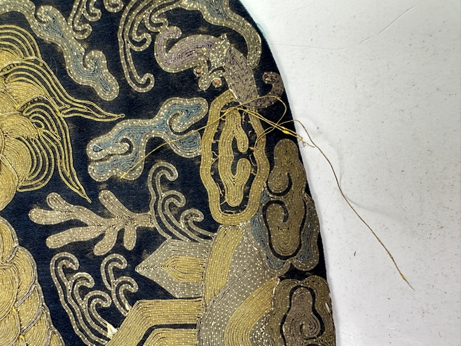 Just Added - Antique Chinese Embroidered Dragon Roundel 10.75'R [Photo 7]