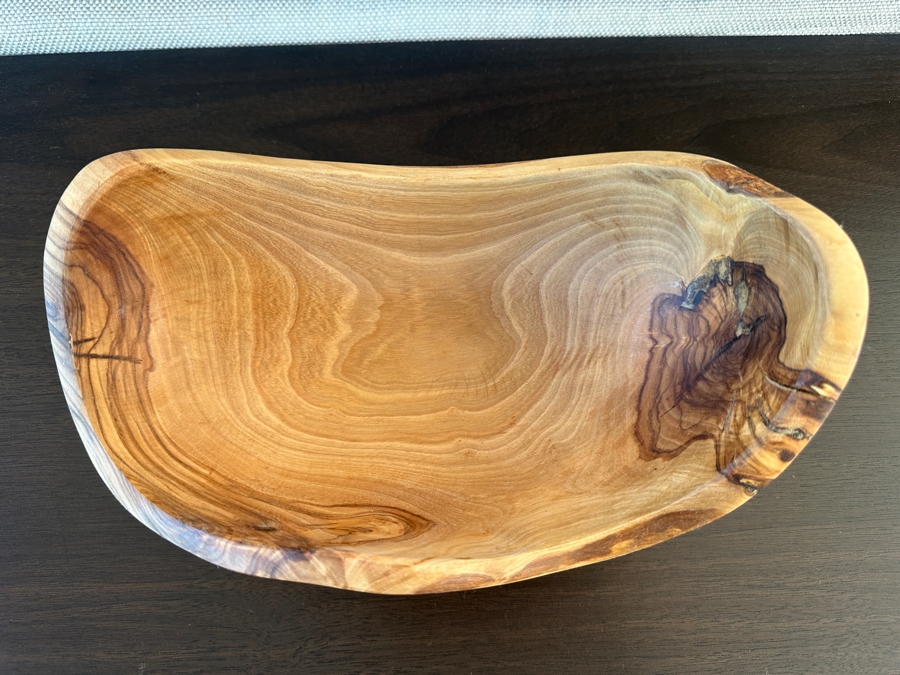 Fairkind Medina Olive Wood Bowl 10'W Handcrafted in Tunisia [Photo 2]
