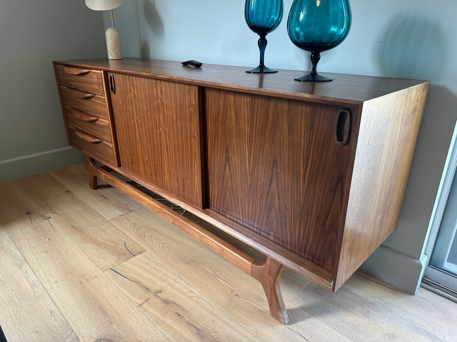 Contemporary Mid-Century Modern Style Wooden Credenza 72'W x 18'D x 30'H [Photo 4]