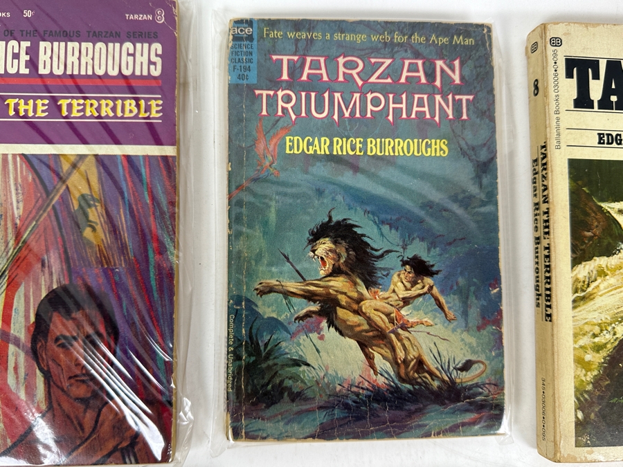 (6) Edgar Rice Burroughs Tarzan Paperback Books [Photo 3]