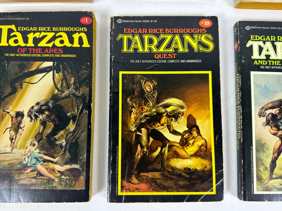 (6) Edgar Rice Burroughs Tarzan Paperback Books [Photo 6]