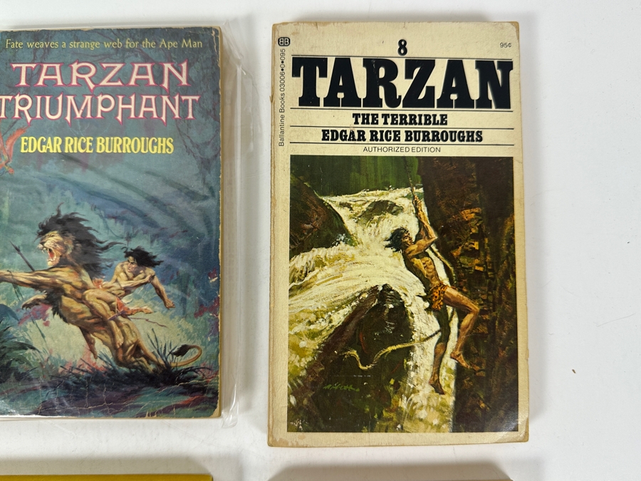 (6) Edgar Rice Burroughs Tarzan Paperback Books [Photo 4]
