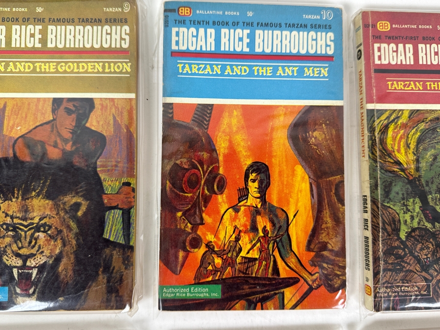 (6) Edgar Rice Burroughs Tarzan Paperback Books [Photo 3]