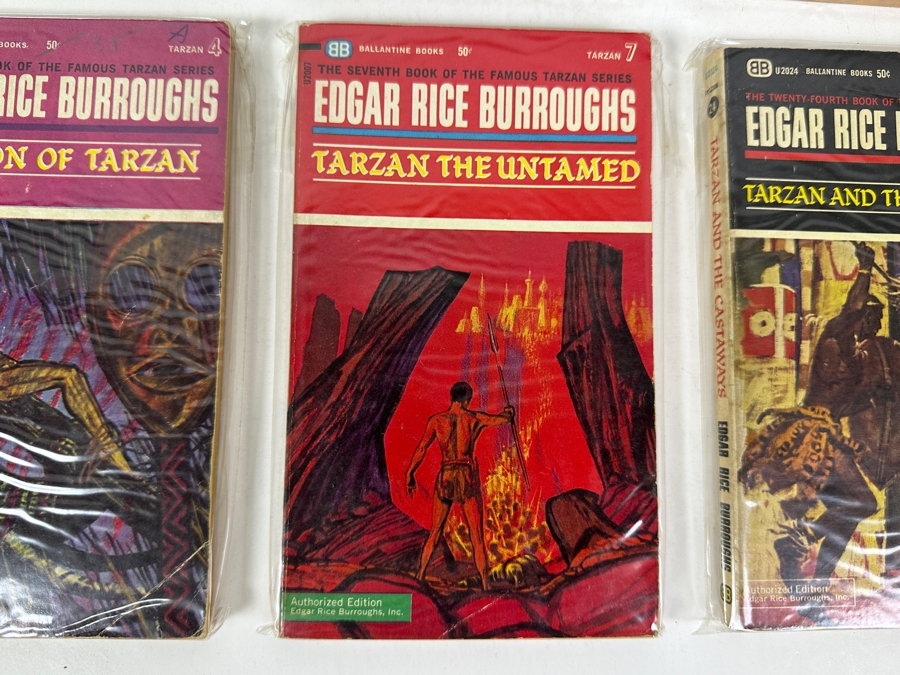 (6) Edgar Rice Burroughs Tarzan Paperback Books [Photo 6]