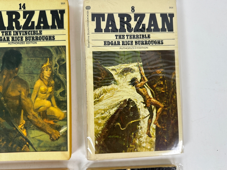 (6) Edgar Rice Burroughs Tarzan Paperback Books [Photo 4]