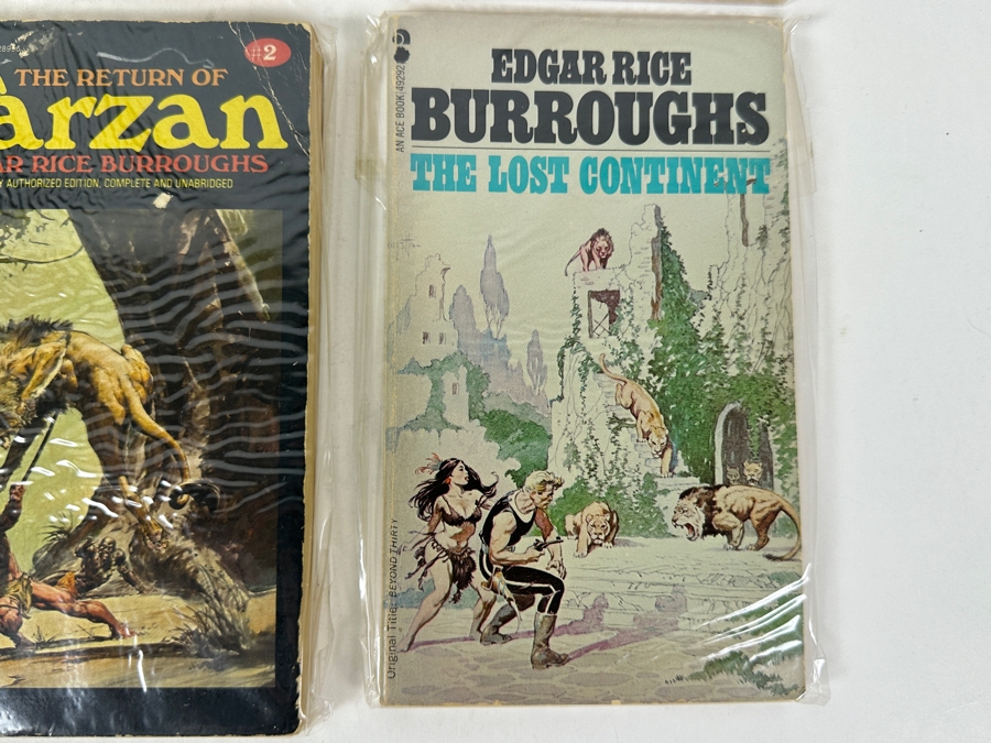 (6) Edgar Rice Burroughs Tarzan Paperback Books [Photo 7]