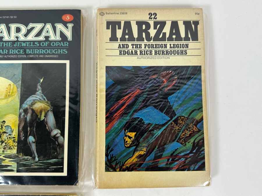(6) Edgar Rice Burroughs Tarzan & Other Paperback Books [Photo 4]