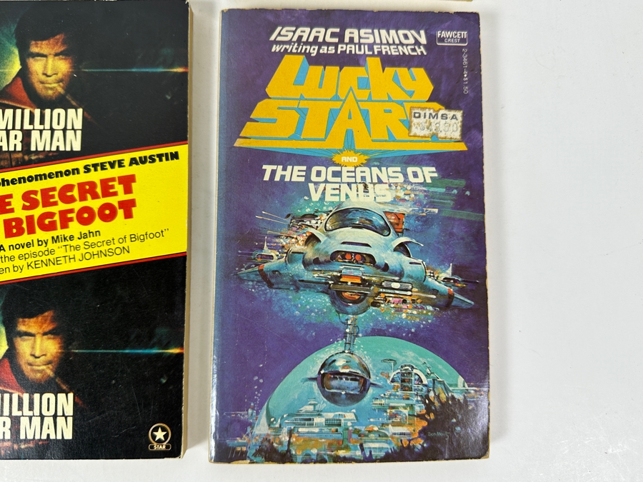 (6) Science Fiction Paperback Books [Photo 7]