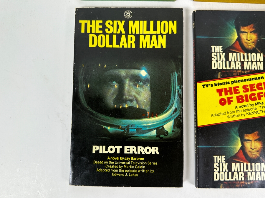 (6) Science Fiction Paperback Books [Photo 5]
