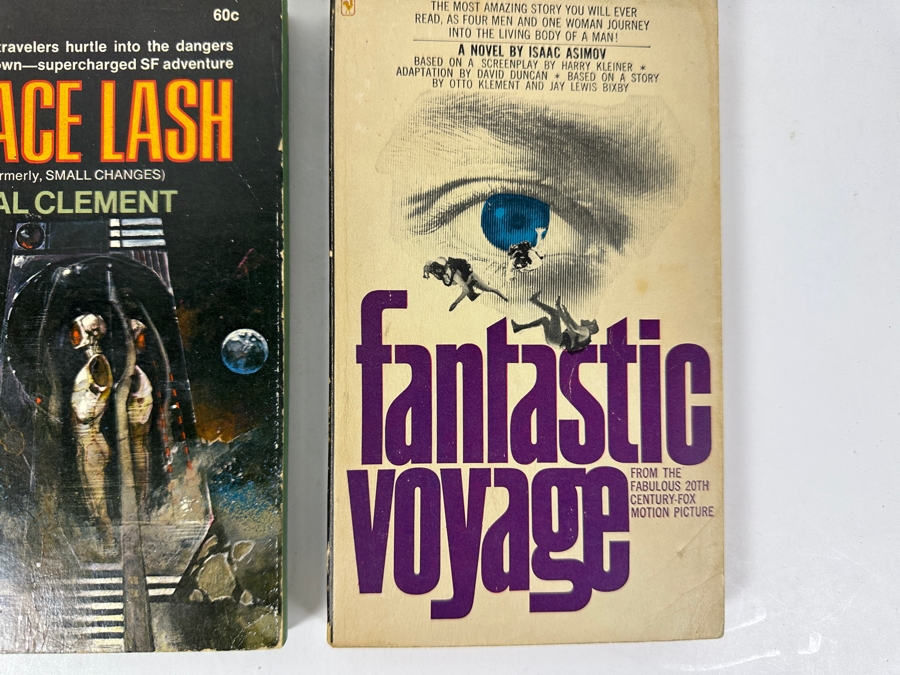 (6) Science Fiction Paperback Books [Photo 7]