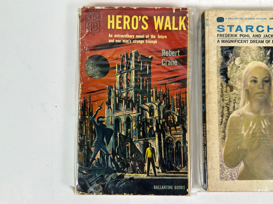 (6) Science Fiction Paperback Books [Photo 5]