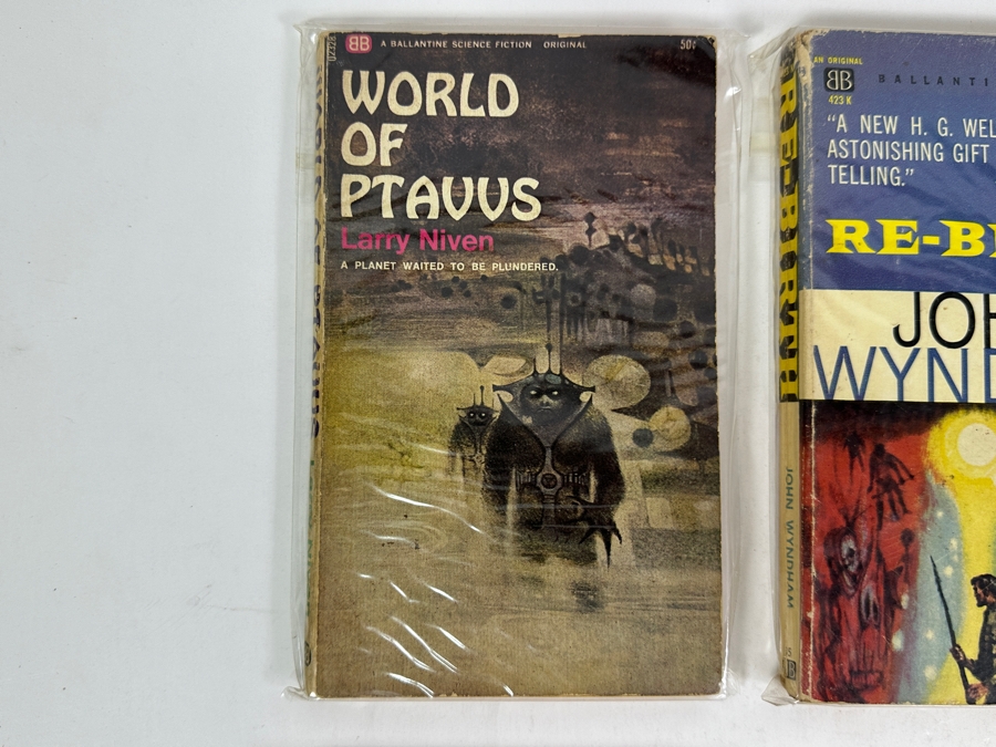 (6) Science Fiction Paperback Books [Photo 2]