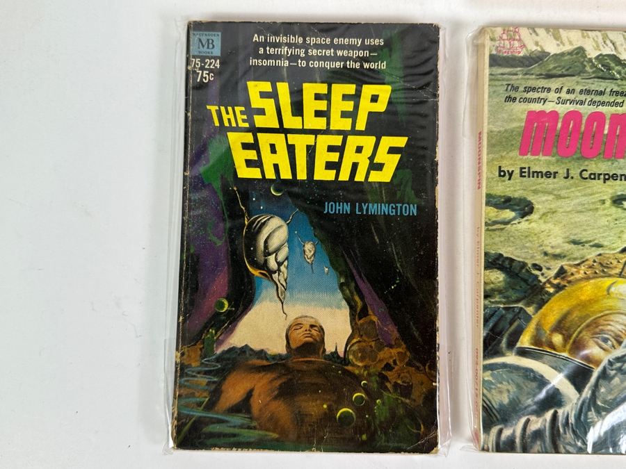 (6) Science Fiction Paperback Books [Photo 5]