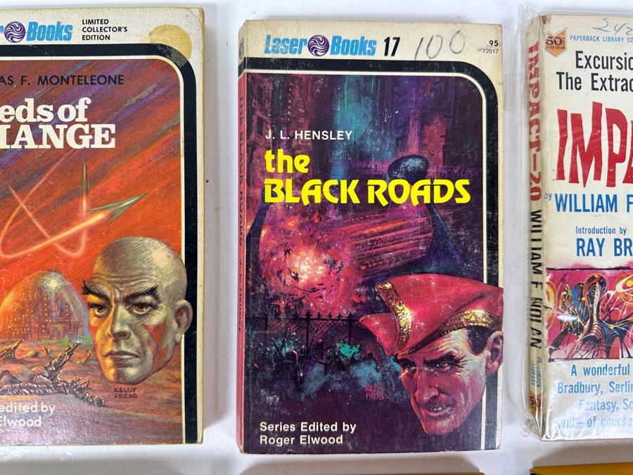 (6) Science Fiction Paperback Books [Photo 3]