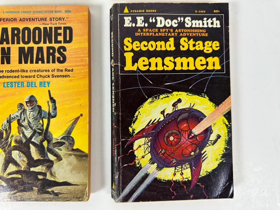 (6) Science Fiction Paperback Books [Photo 7]