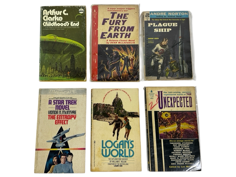 (6) Science Fiction Paperback Books