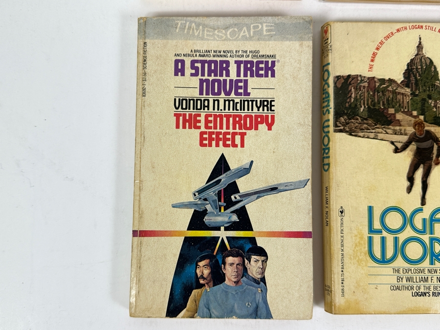 (6) Science Fiction Paperback Books [Photo 5]