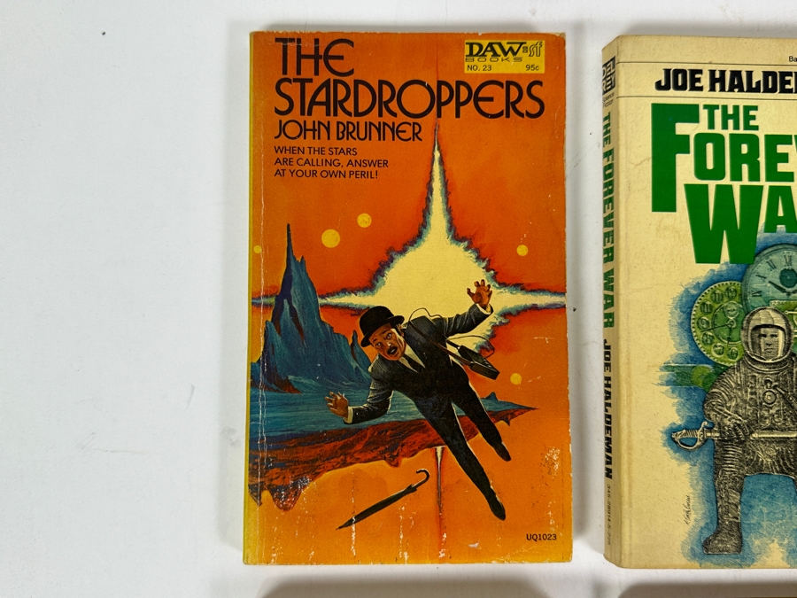 (6) Science Fiction Paperback Books [Photo 2]