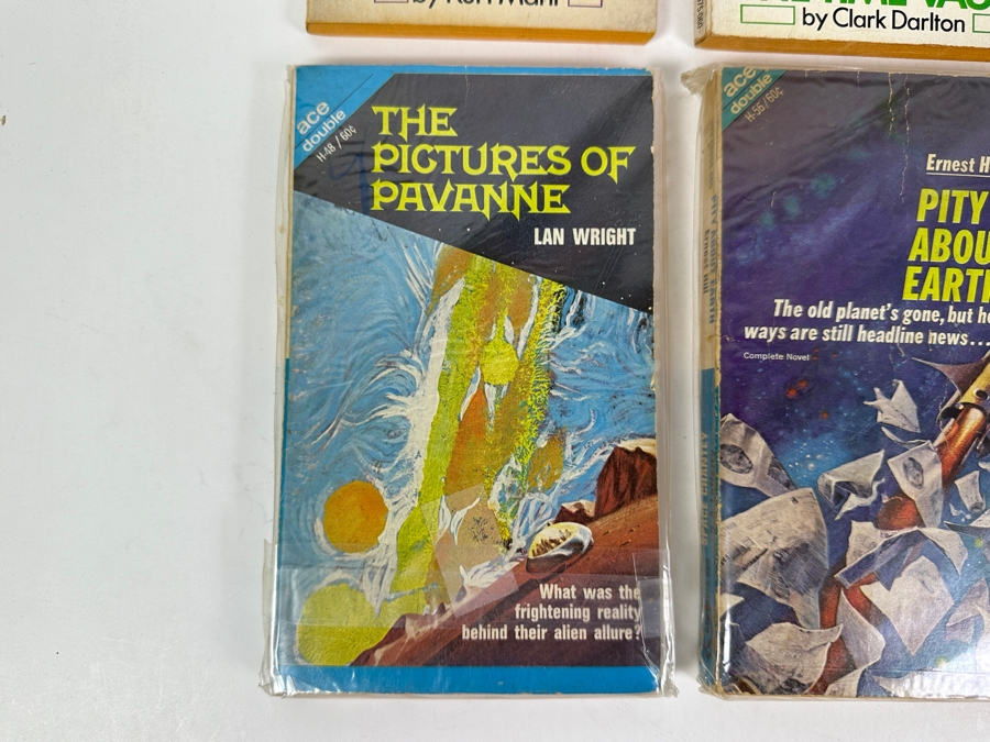 (6) Science Fiction Paperback Books [Photo 5]