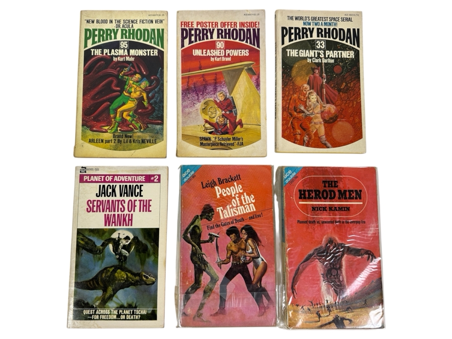 (6) Science Fiction Paperback Books