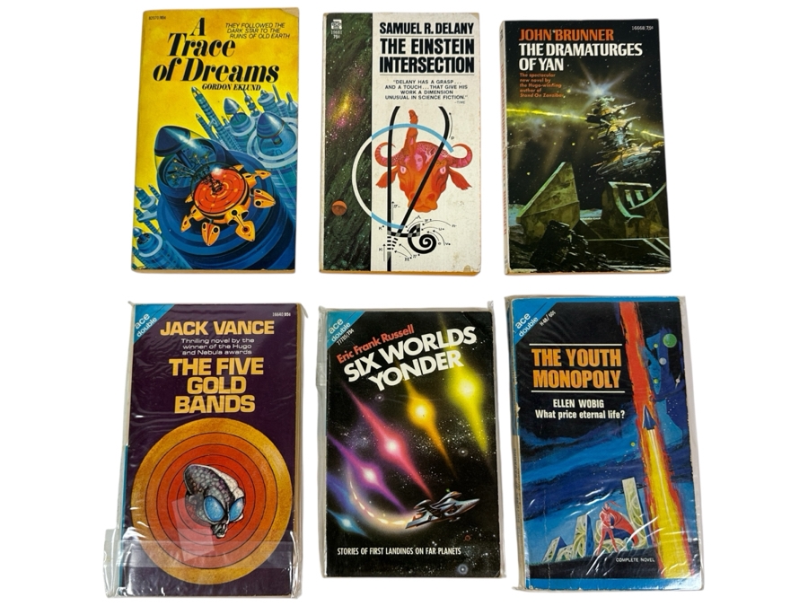 (6) Science Fiction Paperback Books