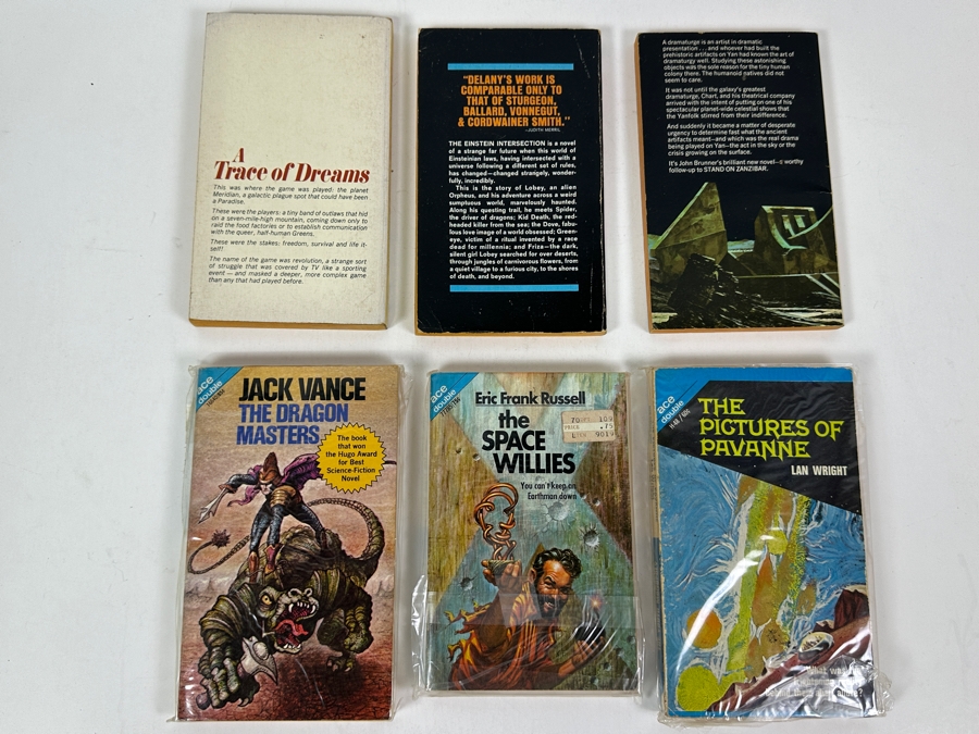 (6) Science Fiction Paperback Books [Photo 8]