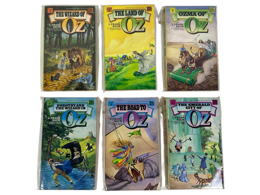 (6) L. Frank Baum Oz Paperback Books: Wizard Of Oz Books 1 - 6