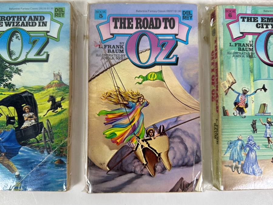 (6) L. Frank Baum Oz Paperback Books: Wizard Of Oz Books 1 - 6 [Photo 6]