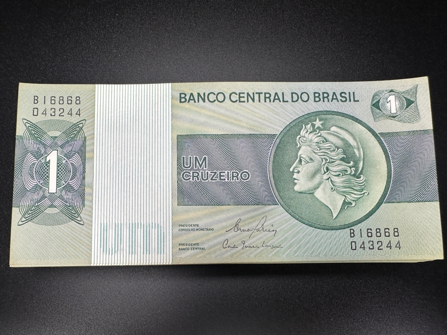 (128) Uncirculated 1 Cruzeiro Banknotes From Brazil [Photo 3]