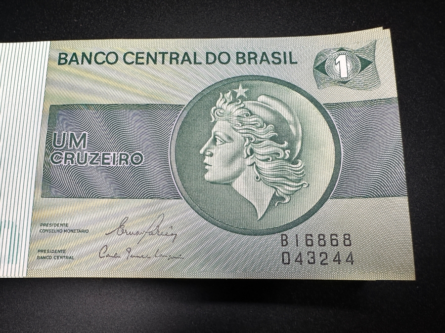 (128) Uncirculated 1 Cruzeiro Banknotes From Brazil [Photo 7]