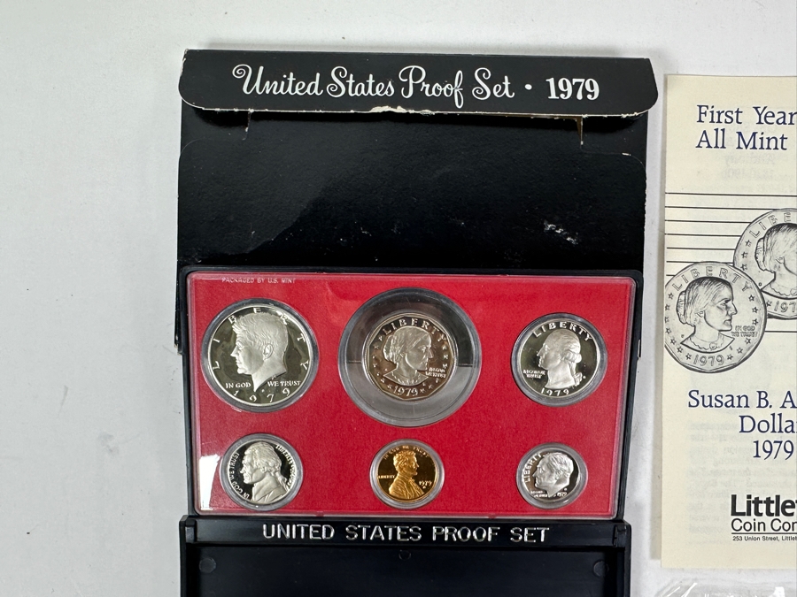1979 United States Mint Proof Coin Set, First Year All Mint Set Of Susan B. Anthony Dollar Coins P. D. S., The 1979 Dollar Souvenir Set With 3 Susan B. Anthony Dollar Coins And (1) 1980 Dollar Souvenir Set With 3 Susan B. Anthony Dollar Coins [Photo 4]