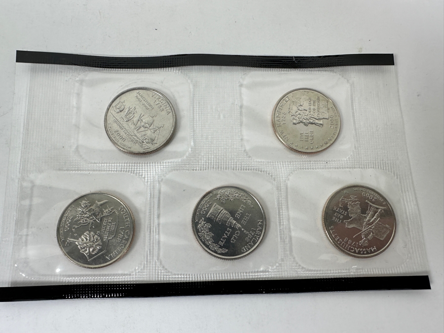 1999 United States Mint Uncirculated Coin Sets From Denver Mint And Philadelphia Mint And 2000 United States Mint Uncirculated Coin Sets From Denver Mint And Philadelphia Mint  [Photo 10]